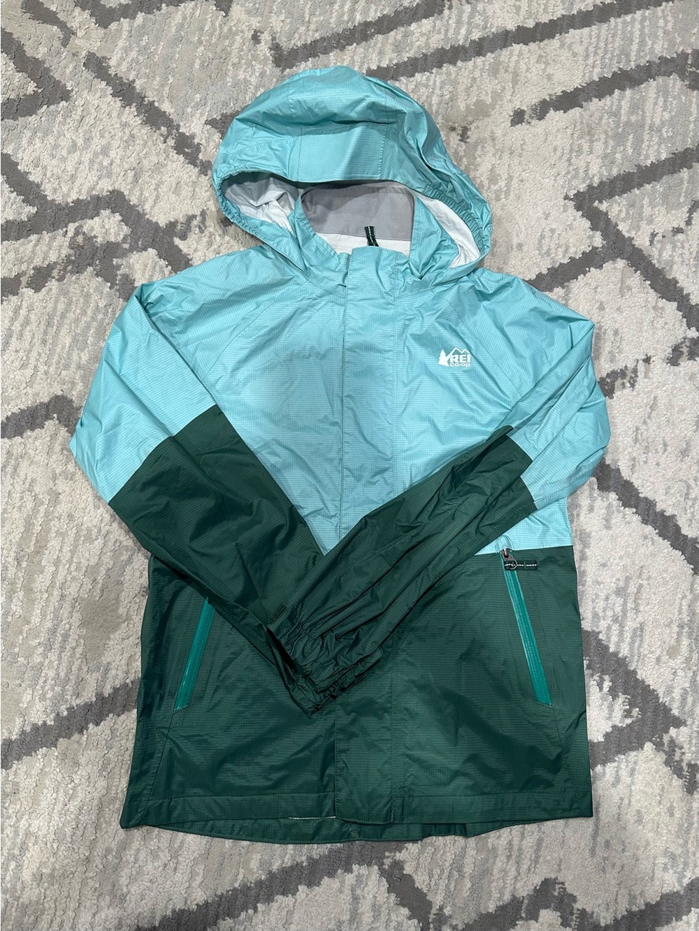 REI Kids Rain Jacket Size M (10-12)